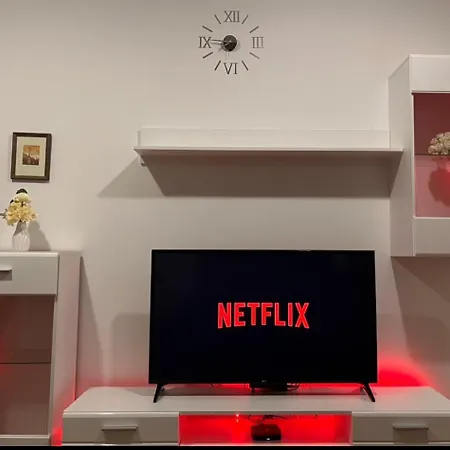 アパート Luxe Living デブレツェン